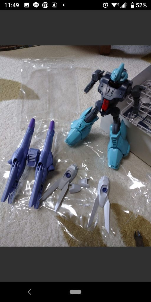 当初はキマリスのブースターを丸パクリするつもりでしたが、取り付け位置等の関係から断念しました。