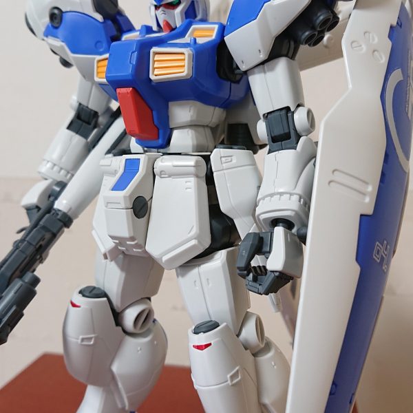 RE 100 GP04  ガーベラ