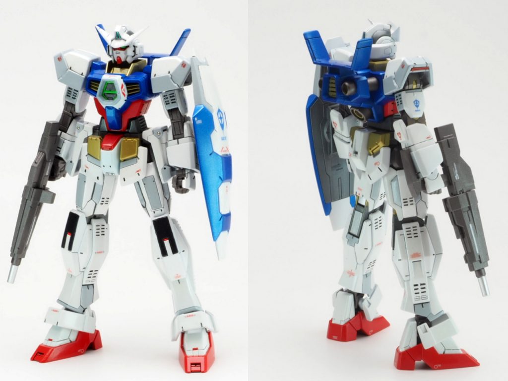 カラーパターンはMETAL BUILDとRGを参考にしており、全ての塗料にパールコートを少量混ぜてから塗りました。RGでもよくあるパネルのような部分には薄いグレーを塗っていきました。