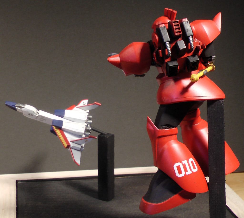 ゲルググに追われて、「終わりまで秒読み」なセイバーフィッシュはスクラッチしました。