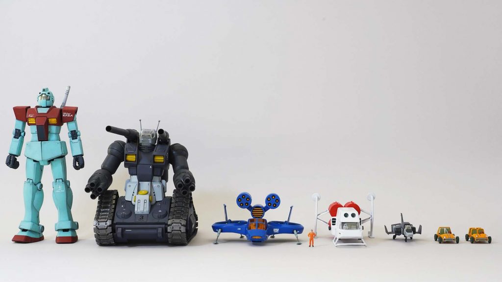 同じスケール(1/100)のMSやスペースランチと並べてみました。