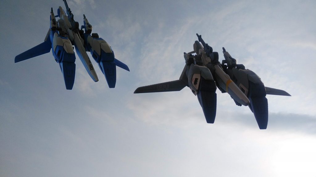 可変して飛び去り。意外と良いのではと思っとります。