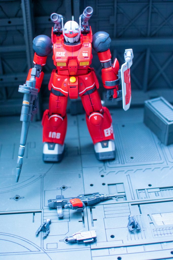 持ち手は通常ハンドに変更、ビームライフルはリバイブ版