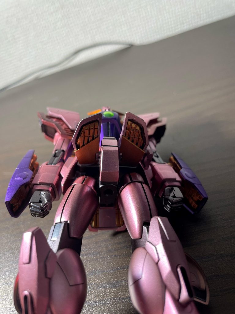 スカート裏のディテール