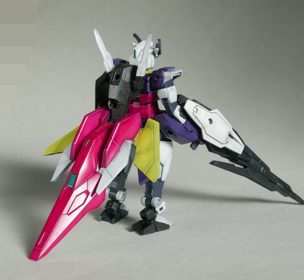 センサービットもちゃんと作ったよ。写っていないだけで。足だけでなく銃の先と機首でも接地しているので倒れにくい。