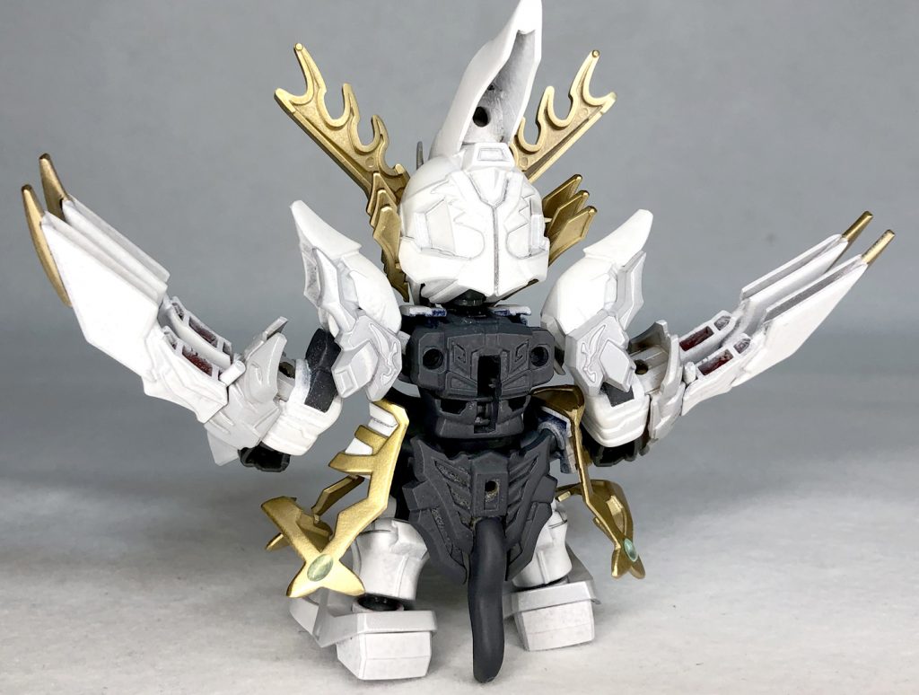 バックショット尻尾生やしましたw肩は「このあと」を考えて前後逆にしました炎模様をカットしたのでそれほど気にはなりませんかね