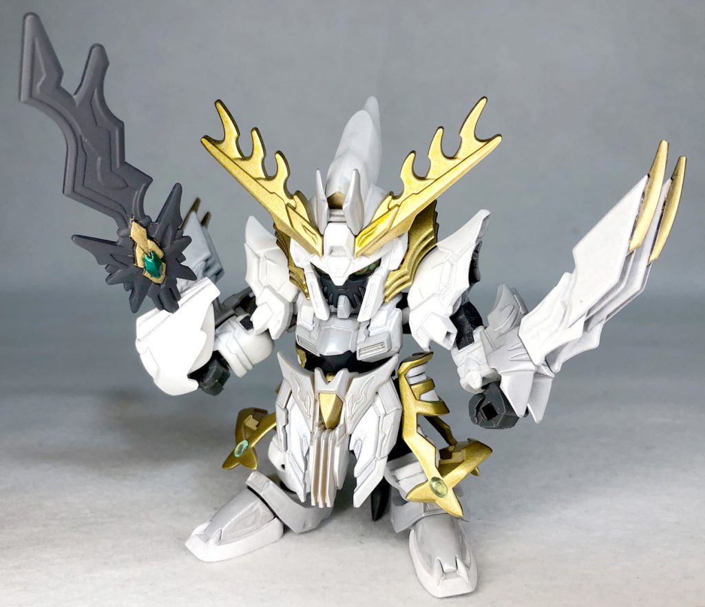 張飛ゴッドの薙刀状の武器は形を変えて刀剣状に柄が「このあと」活躍してくれるのですがこのタイミングでも剣のボリュームアップに一役買ってくれて良い感じです♪