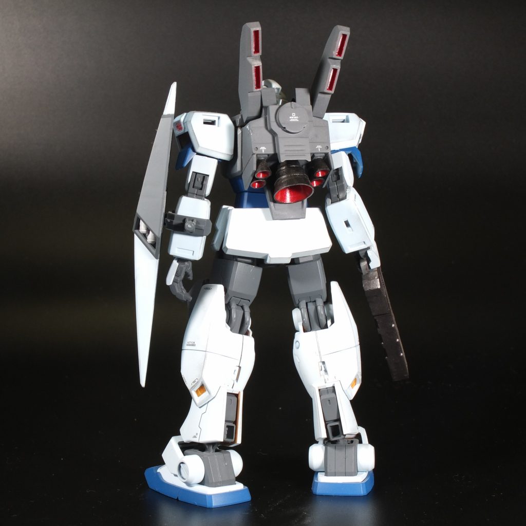 ナイトシーカーとか言いながら、胴体しか残ってないんですけど・・・バックパックとビームライフルはAタイプ（R型）のものを３Dプリンタで作り起しです。ビームライフルは試験型と言っていましたが、UC90年にF91時代の装備だから結構オーパーツだと思う