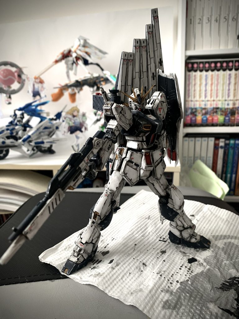 RG νガンダム【お手軽成形色仕上げ】–4枚目/制作者:P