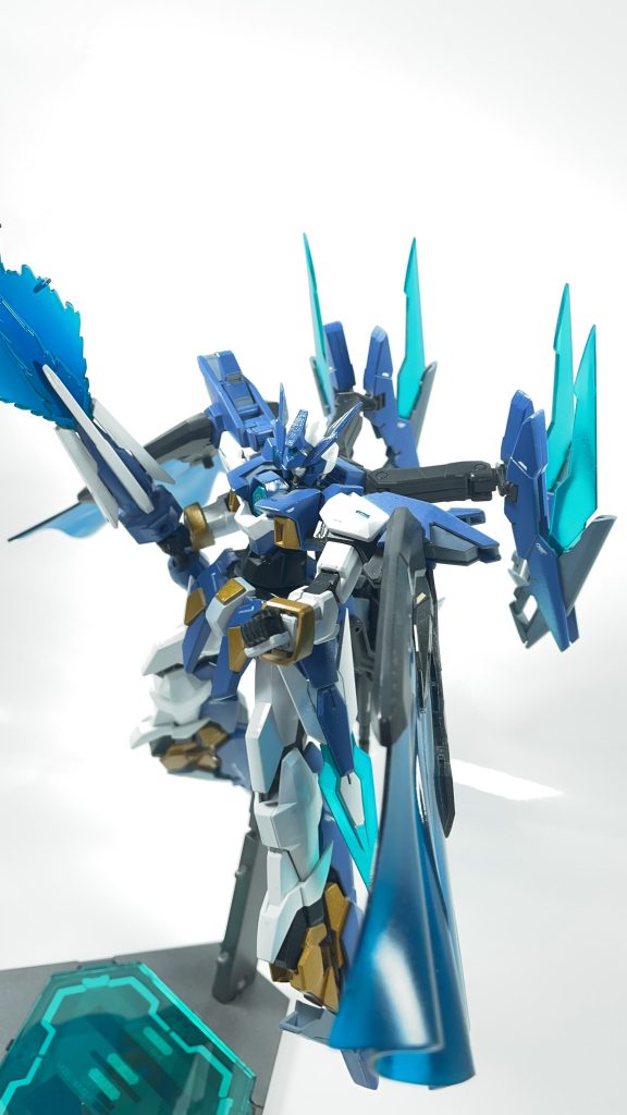 全体的な重量バランスが悪いのでポーズらしいポーズが撮れない(´Д` )