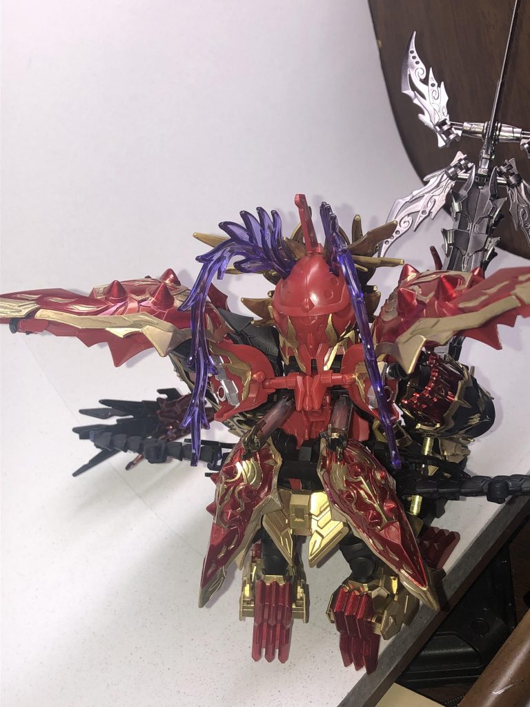 後は腕生やす予定だったんですが武器の案が出ず無難に貂蝉と呂布のバックパック使用しました。背面塗装してない理由は取り込まれた者の原型残そうと思い頭、背面のみそのままです。