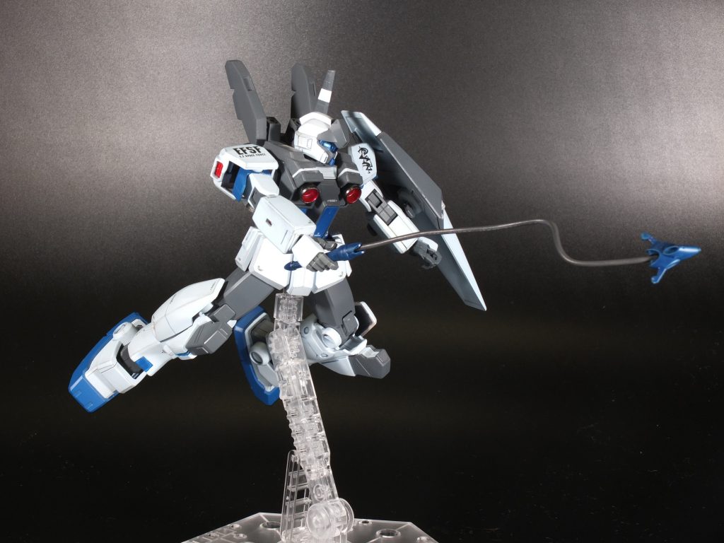 コミックには出てこないのですが、ゲームの人にはウミヘビ装備がそれっぽいみたいなので、メルカリでジャンクを落札して装備させてみました