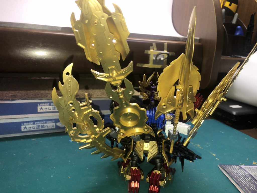 最初の案ではこんな感じのイメージしてました。