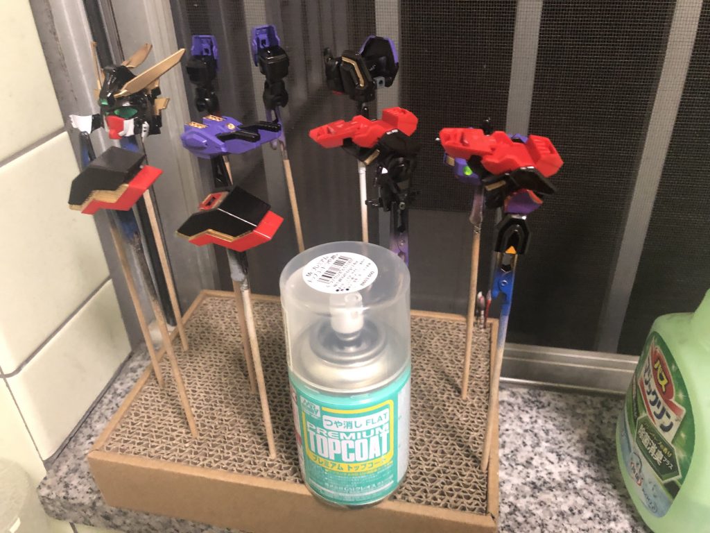 最後につや消しトップコートで仕上げます…ちょっとでも黒の強度を上げたかったのでやむなし^_^;