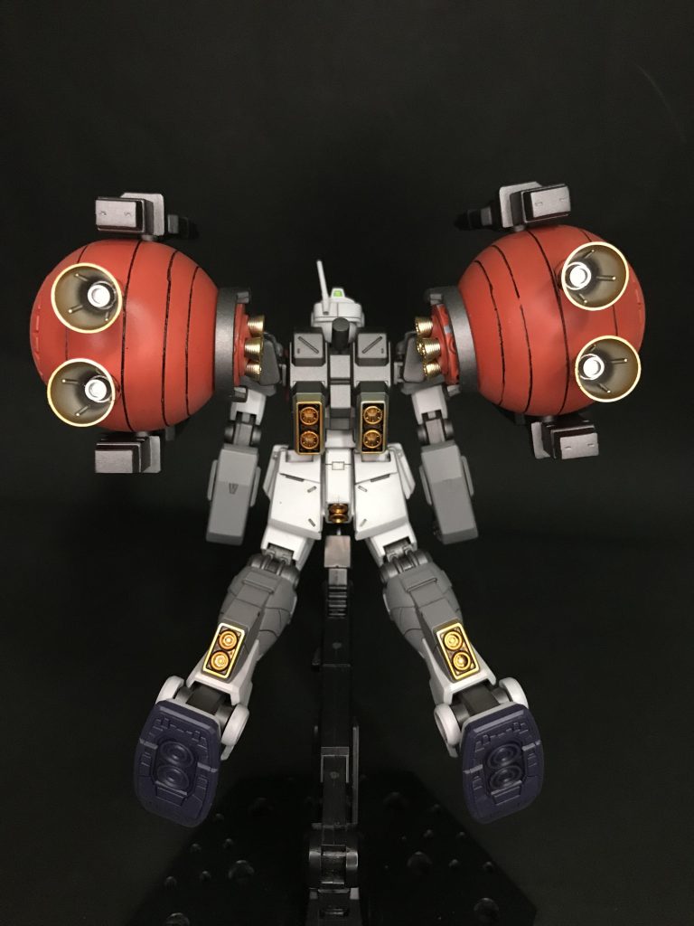 ボールのバーニアも使用する事で高機動に