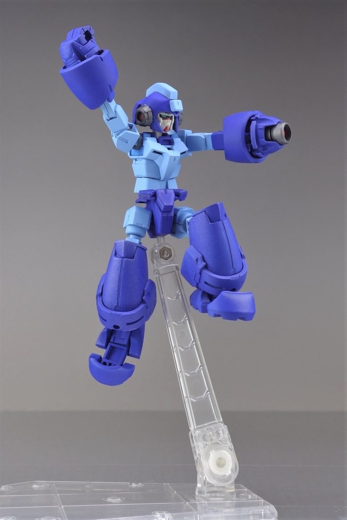 Aボタン+Bボタンジャンプ中でも撃てます。