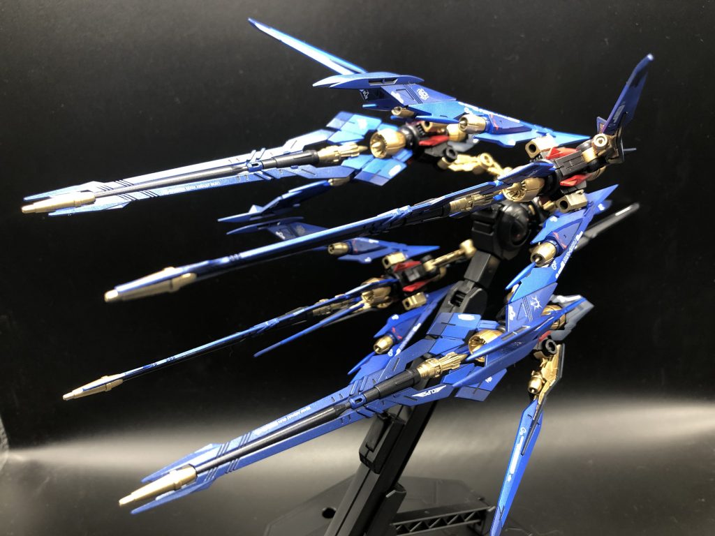 マニューバストライカー–3枚目/制作者：PIXY