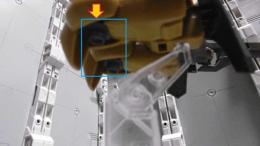 膝の所にしかバーニアが無いため。移動力ほぼ０なので宇宙用砲台にしました。ビームキャノンユニット脚では自立できませんので、宇宙に固定配置。がんばれガードアイ！こちらからは以上です。