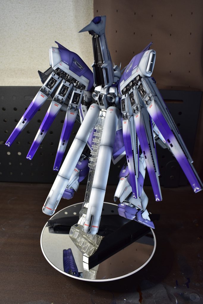 フィンファンネルとシールドのバイオレットだけ、彩度を上げてます。なんとなくw