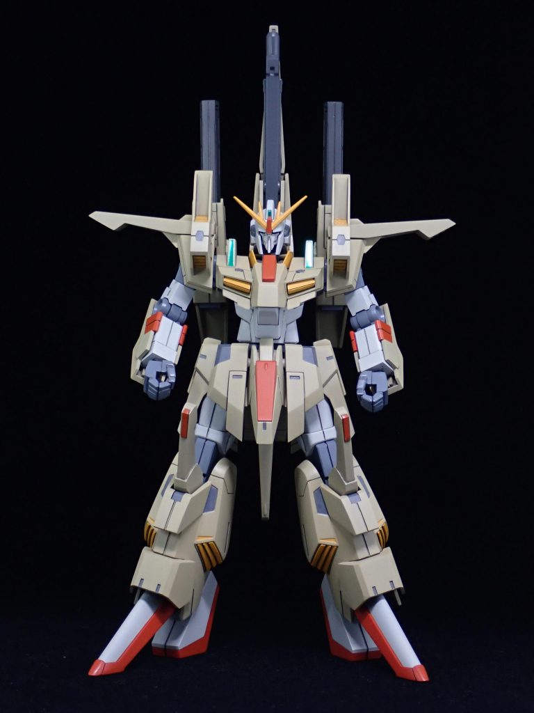 胴体と腰の接続部で2mm延長。腰幅を3~4mm縮めています。