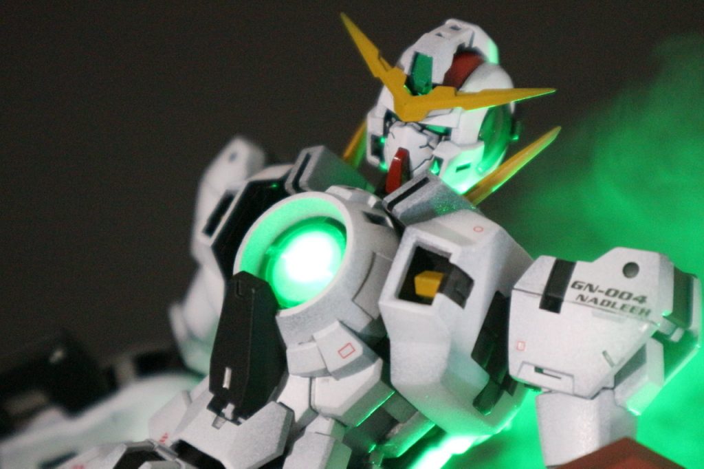 GN粒子を再現してみたんですがもう少し粒子の荒い加湿器でないとそれっぽく見えないですね、、