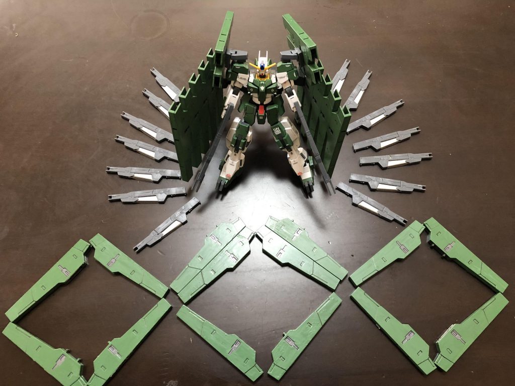 グリーン部分は同一色で塗装。浮かせる前提のホルスタービットはダミーの2個連結分を分割して数を稼いでいます。