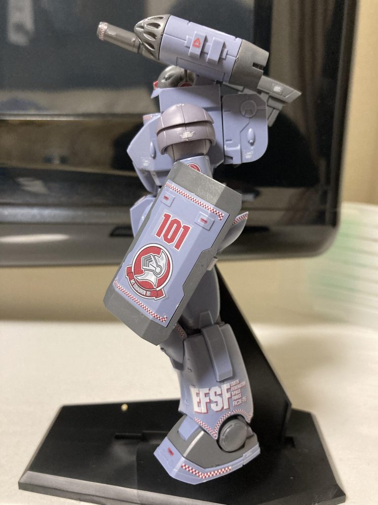 隊長、盾ちっさぃのに派手っすね⁉️でもコレなら最終決戦の水鉄炮カート戦でも攻撃を防げる♡