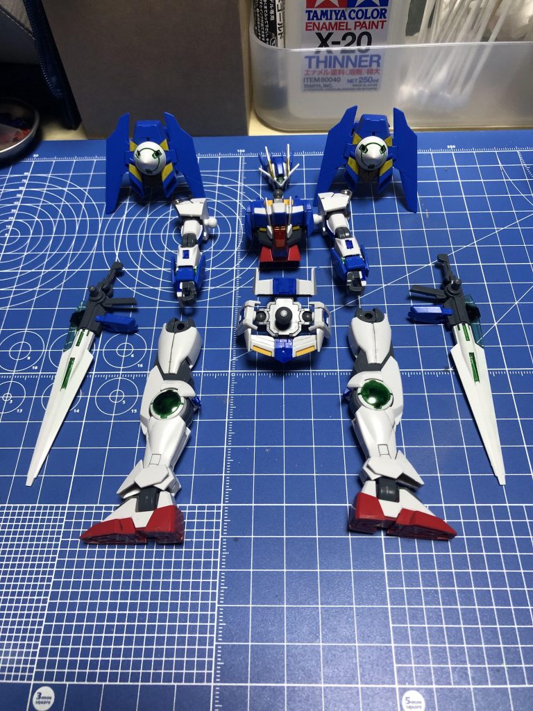 各部に適当に差し色を入れて…別に入れなくてもいいのですが、貧乏性なもので^_^;