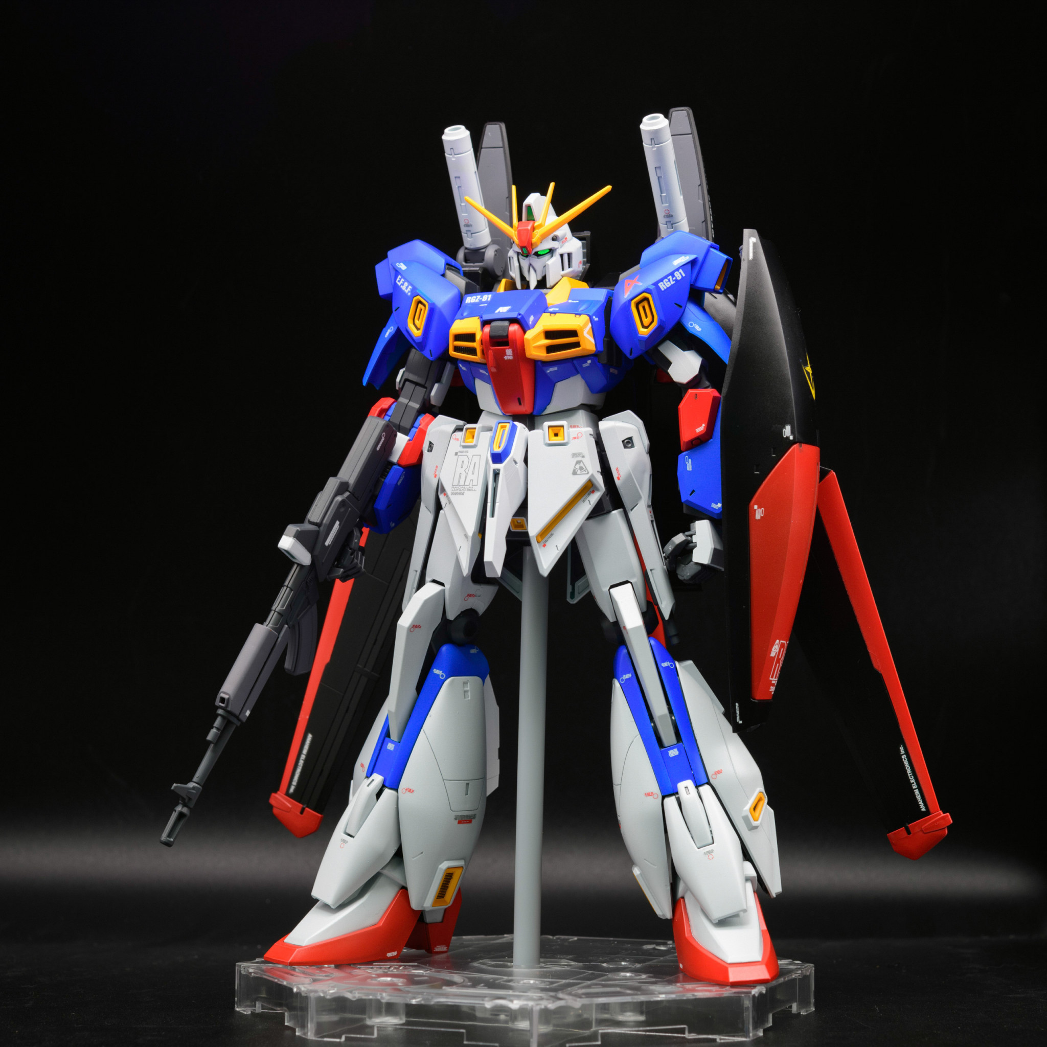 MG リ・ガズィカスタム Zガンダムカラー｜赤い彗星さんのガンプラ作品