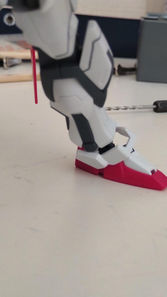 足にスジボリしてみたり....