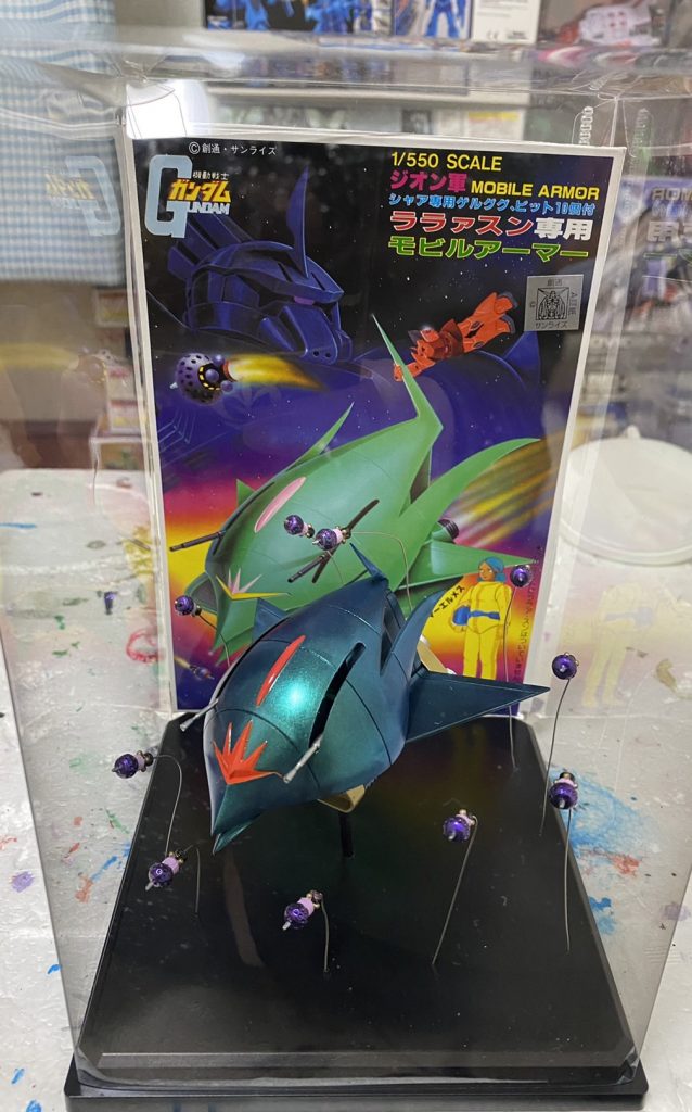 ドダイは…100均台座、蓋も出来ます。ビットは0.5mmの針金を使用してオールレンジ攻撃風に…!めぐりあい…ご覧していただき、ありがとうございました。