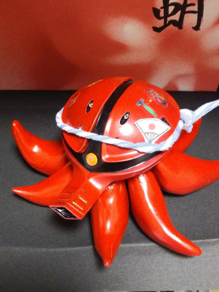 一応、赤2号とシャインレッドで陰影を強調してみたのですが、写真撮るとさっぱり解らないのが残念です。