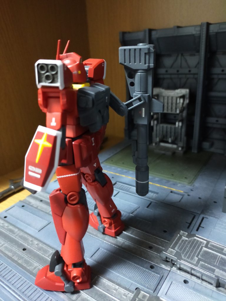 やはり武器はバズーカのみで。片方は埋めちゃいました(笑)