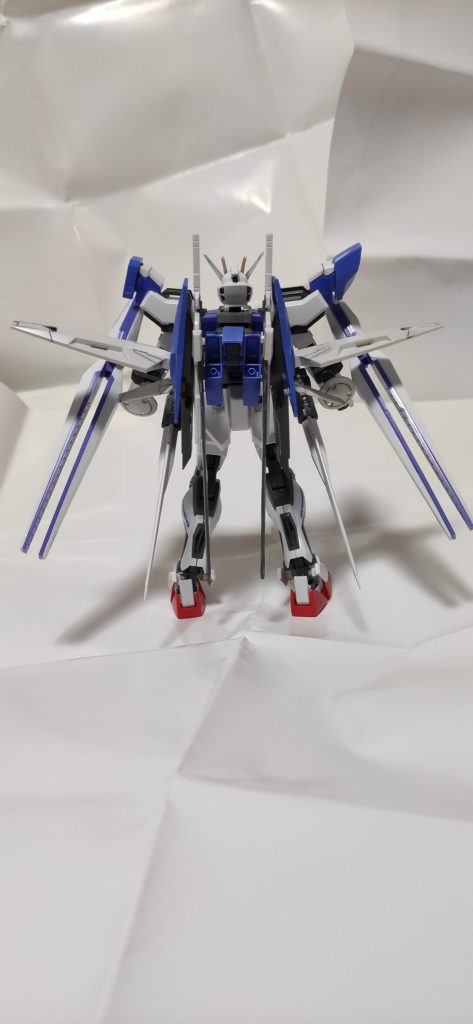 背はこんな感じです