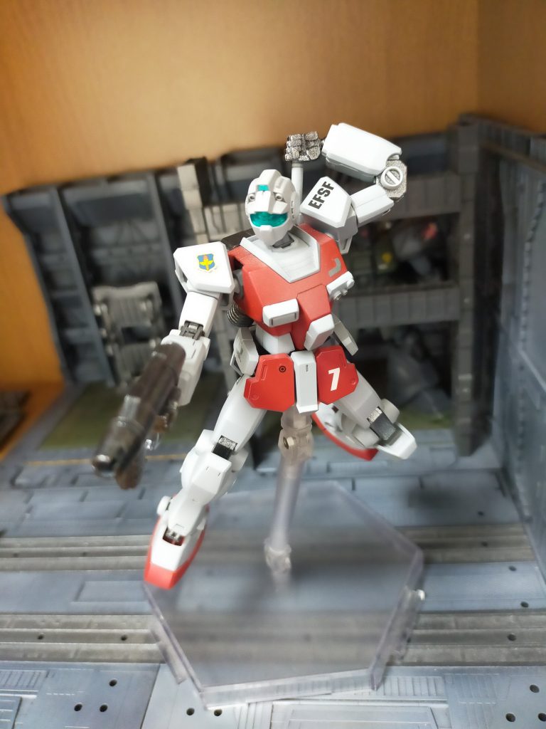 ジムの癖に漂う強キャラ感(笑)抜群の可動範囲。