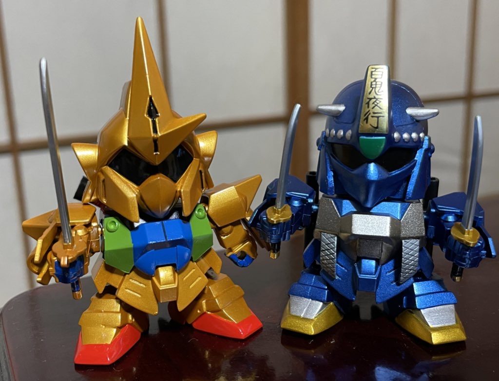 百鬼丸と並べて、キットは元々金メッキなのですが、百鬼丸と並べると差がありすぎて違和感を感じると思い塗装致しました。