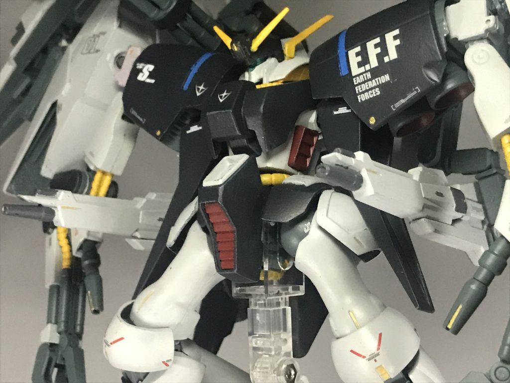 腰部メガ粒子砲