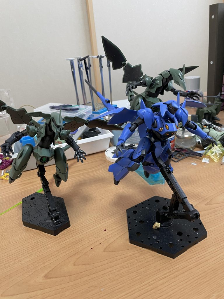 このお話のためだけに組み上げた3機の編隊飛行尻尾やら翼やらで場所を食うので置き場にこまりそうです…(笑)それでは最後までご覧いただきありがとうございました。