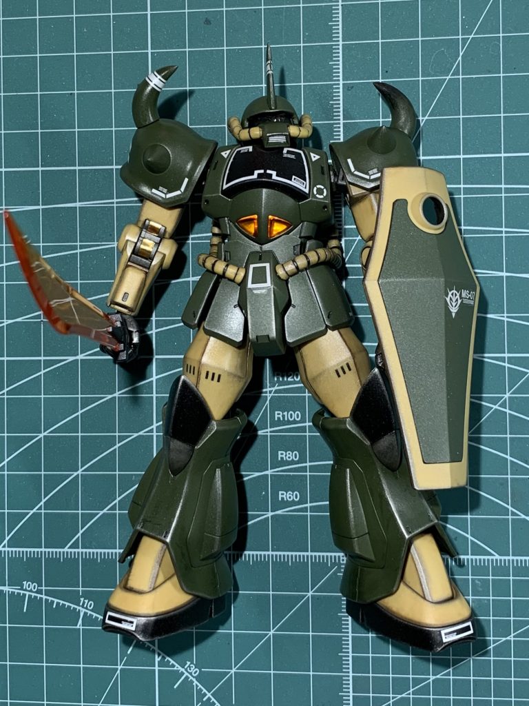 目つきは悪くなったけど、目に光が入らなくなり目がどこにあるかわからない問題発生!(迷走してます)