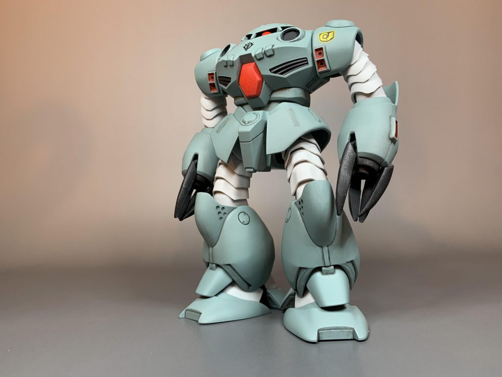 塗装はタミヤアクリル塗料のライトブルーを筆塗りしました。