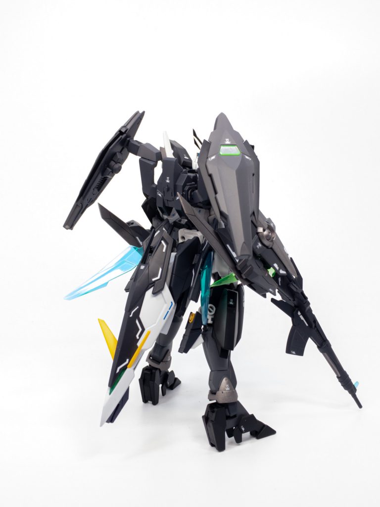 強化されたGNステルスを搭載しており、光学迷彩の定着を強化する特殊なコーティングを施すことで稼動状態でも完全なステルス状態を維持できるようになった。