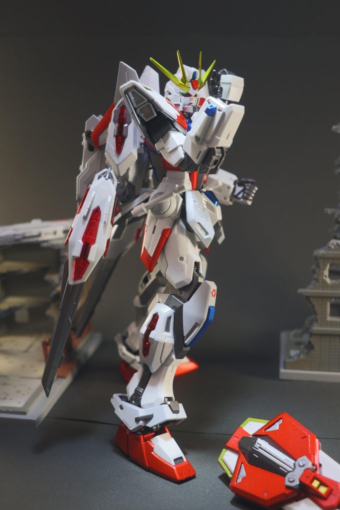 射撃兵装多い割に決め技がナックルなのでソレっぽいポーズ