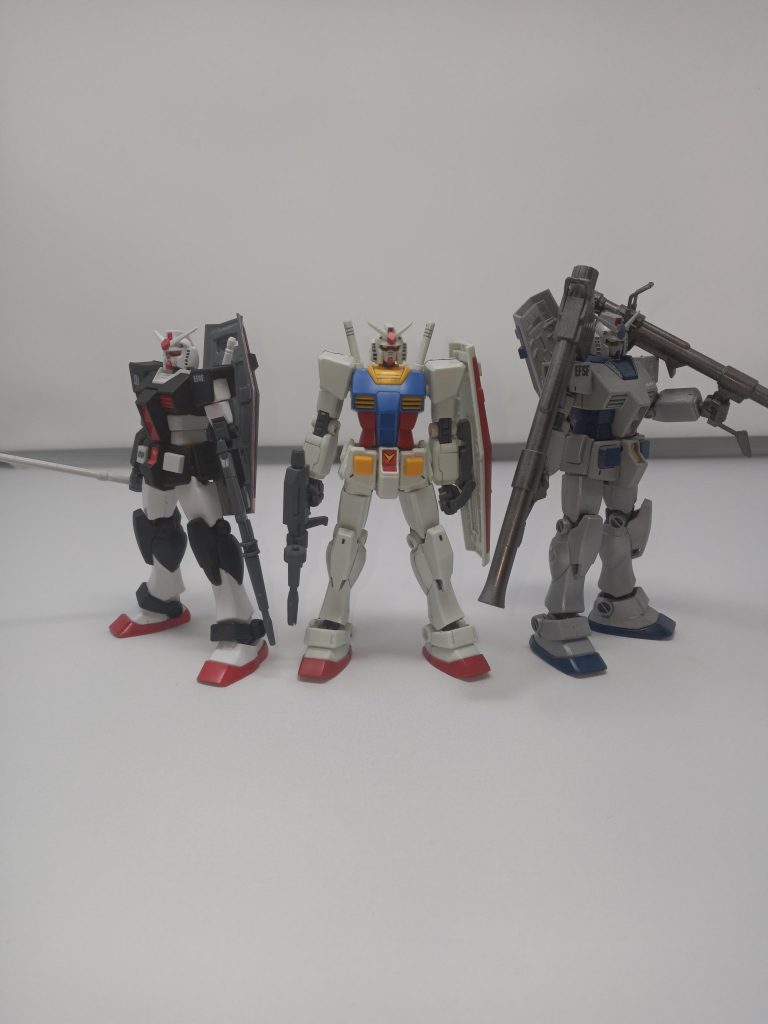 Posing with his brothers, The Gundam and G-3. Also, all 3 of them are actually different gunpla. RX-78-1 (Entry Grade) RX-78-2(HG Revive) RX-78-3(HG)