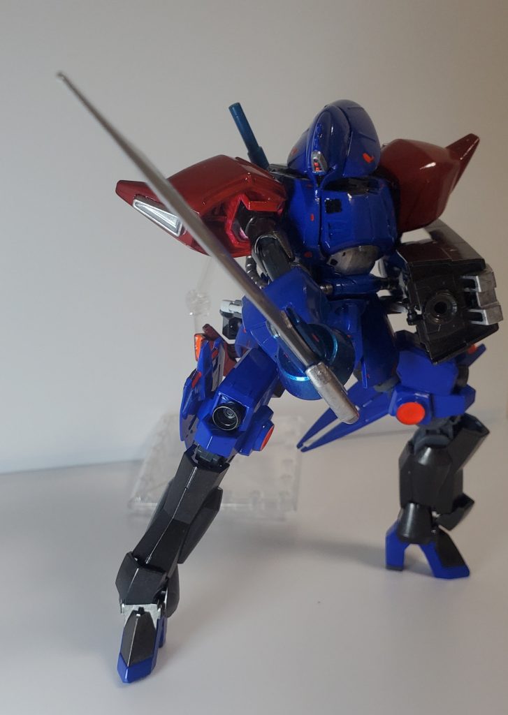 メインウェポン:ソード大きめな実体剣。