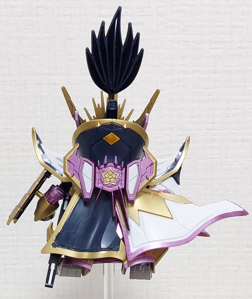 背面設定画だと複雑な色分けですが省略。これはこれでいいかなと