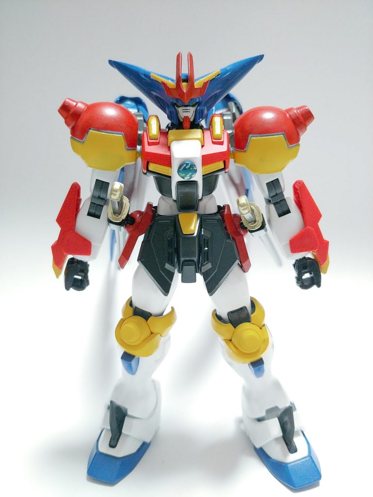 そんなわけで真面目な解説。『もしもマスターが地球の意思により蘇り最終決戦に馳せ参じたら』という妄想のもとに作成。マスターガンダムにスターバーニングガンダムを合わせただけの簡単ミキシング。刀はみんな大好きMSG。ツノは元のツノにシンカリオンH5の余剰パーツをくっつけました。色合いは『この地球(ほし)はワシらの大事な船』というセリフを見てわかって頂けるかと…そうだね、ダ・ガーンだね(古)世代的に地球の守護者と言えばダ・ガーンなんですが、ほぼほぼ通じないですね…