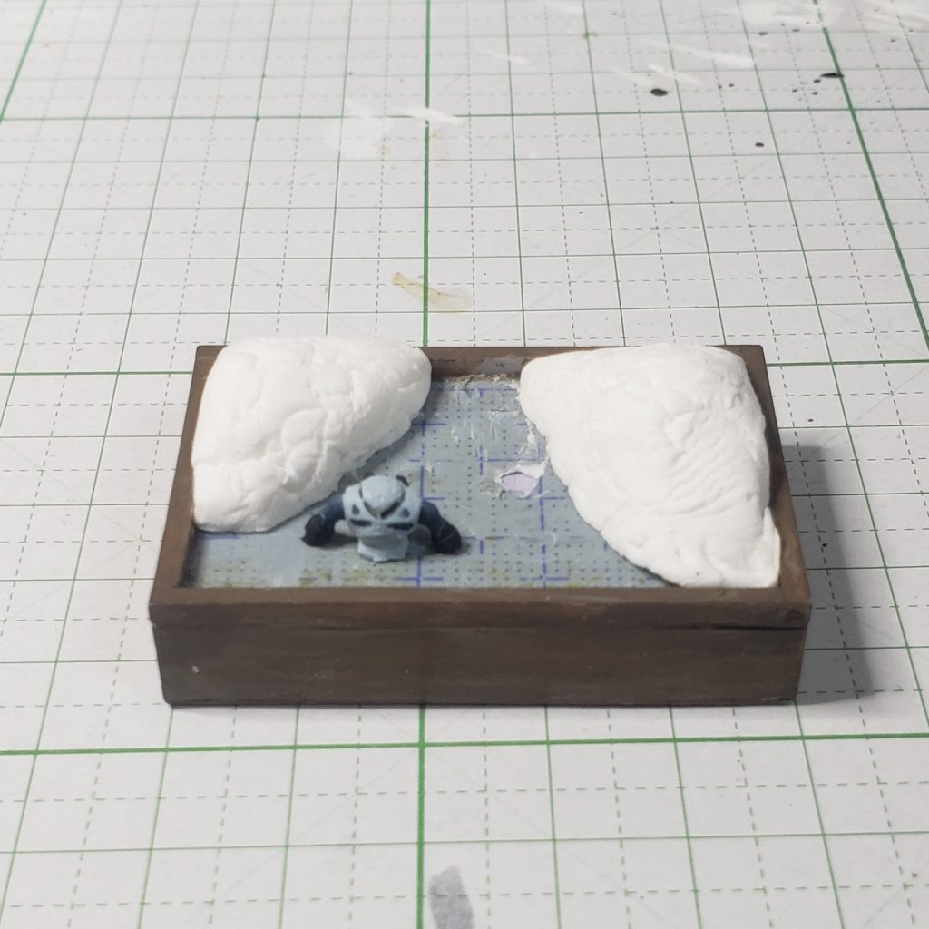 台座は再利用してます。ちなみに前回の箱庭のマゼラトップは職場の何処かに出撃したまま帰ってきませんでしたとさ。