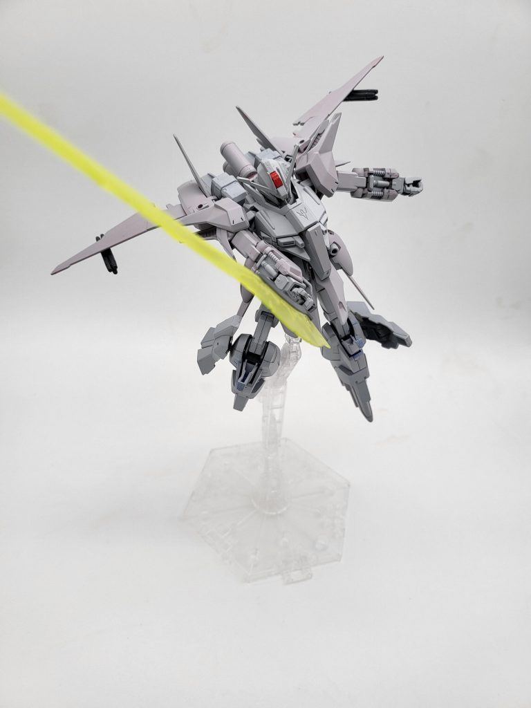 腰が回るように改造しています