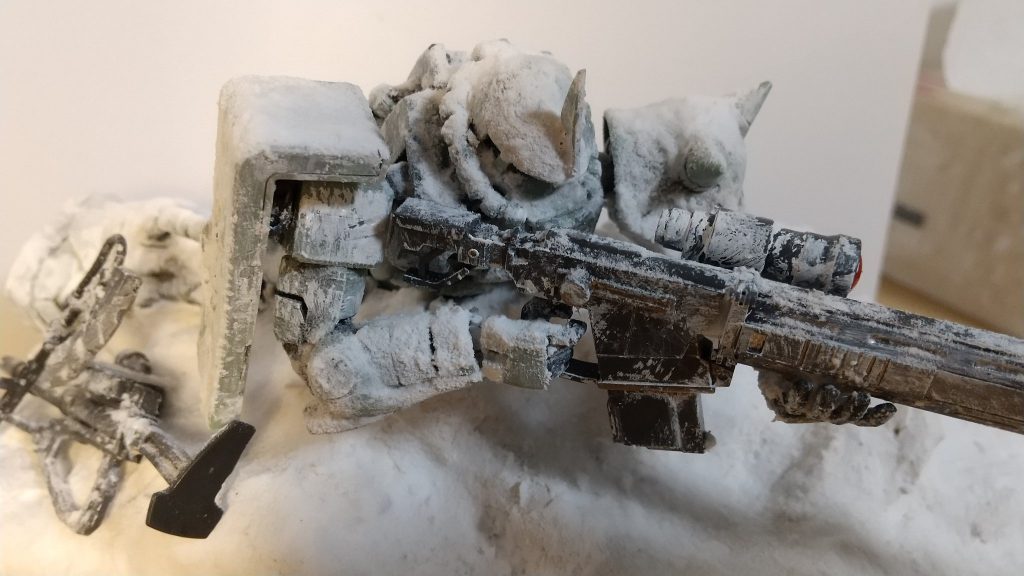 雪山のスナイパー–3枚目/制作者：@hakusen255