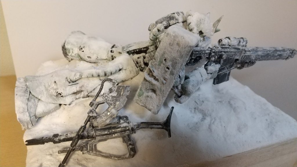 雪山のスナイパー–2枚目/制作者：@hakusen255